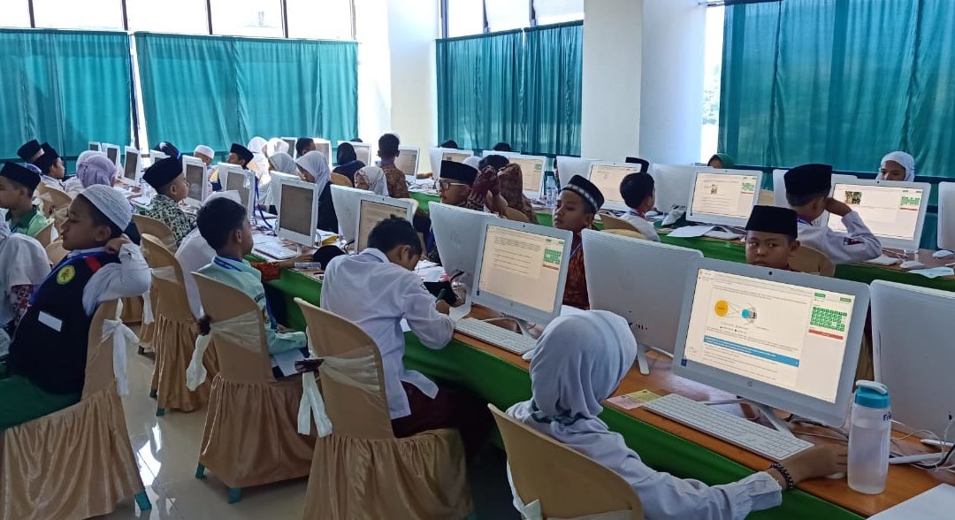 Genbinesia Jadi Juri Kompetisi Sains Madrasah 2019 di Manado